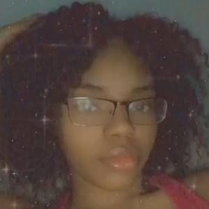 Meet your Posher, Faye